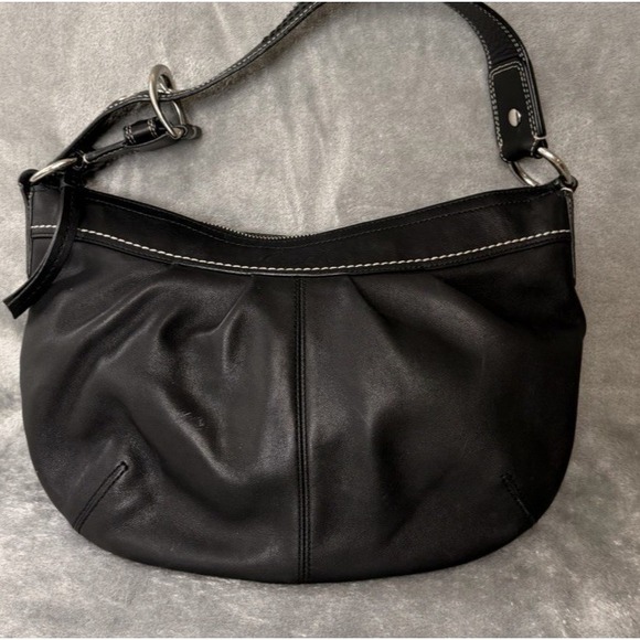 Coach Vintage Soho Hobo Black Leather Bag J0982-F13730 Shoulder Purse - Picture 3 of 14